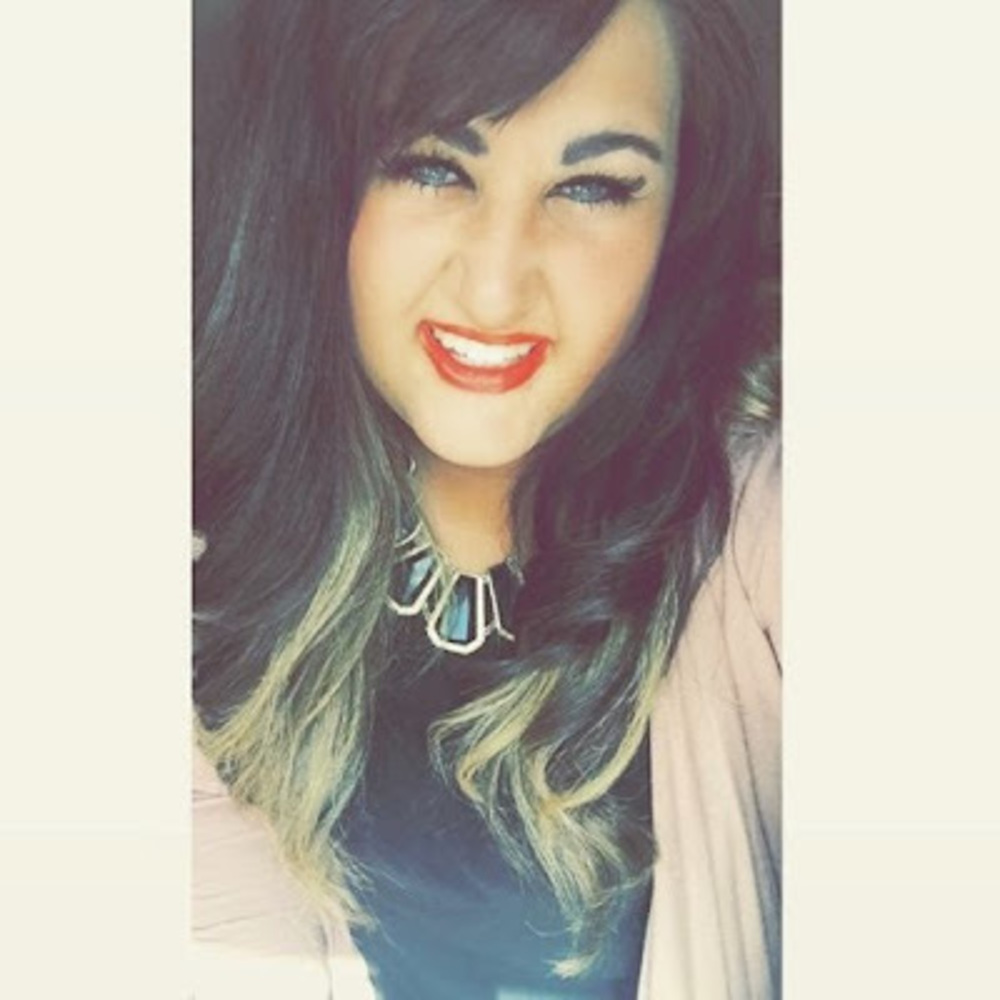 Meet your Posher, Elladiana